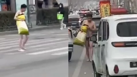 山东临沂-全程忘我抽搐-当众狂虐侵犯黑色轿车-费县二中门口惊现裸男